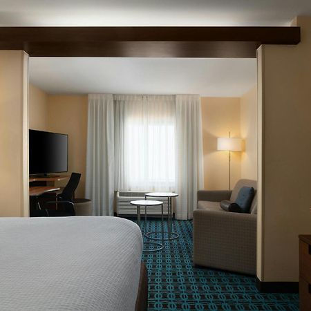 Fairfield Inn & Suites By Marriott London Eksteriør billede