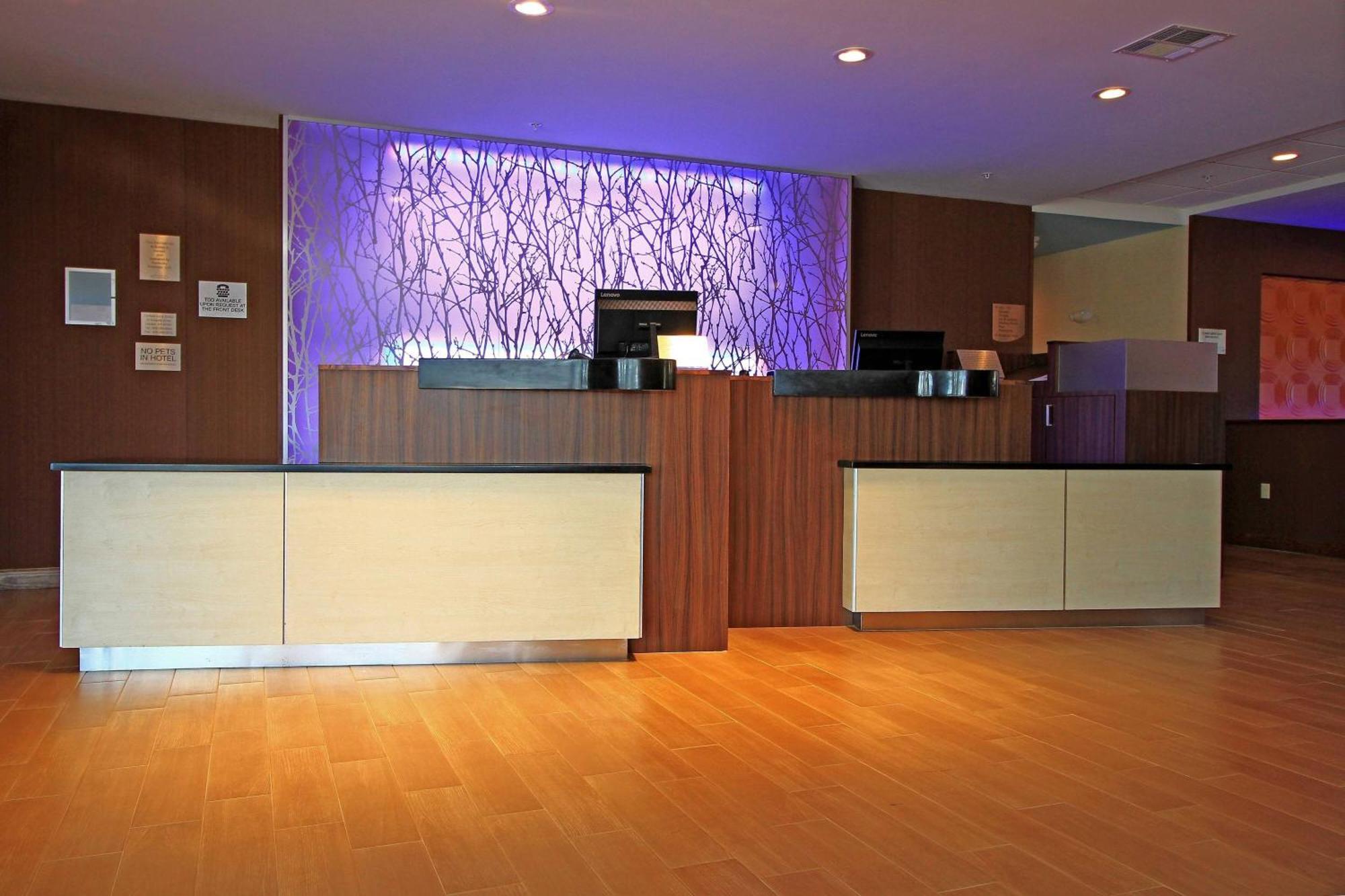Fairfield Inn & Suites By Marriott London Eksteriør billede