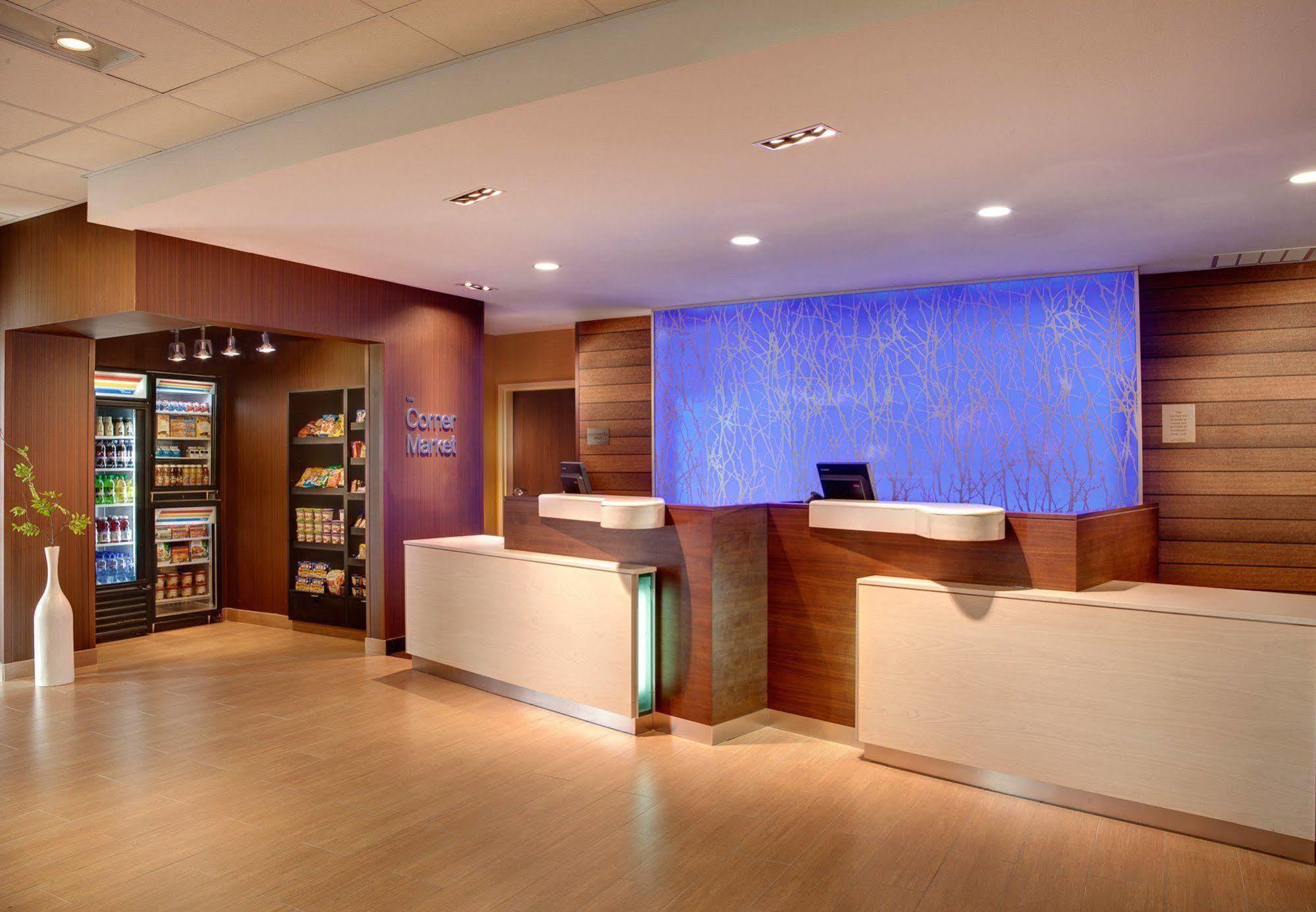 Fairfield Inn & Suites By Marriott London Eksteriør billede